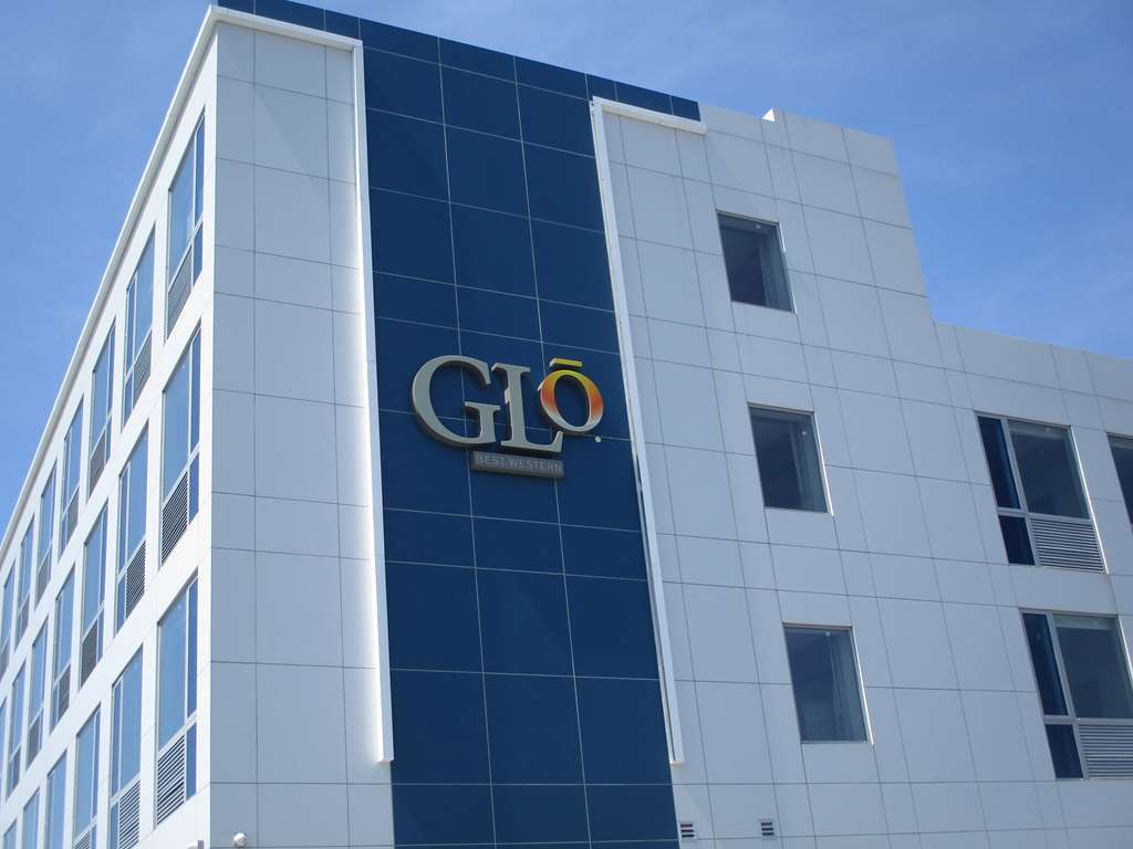 Glo Best Western Brooklyn Nyc New York Exterior photo