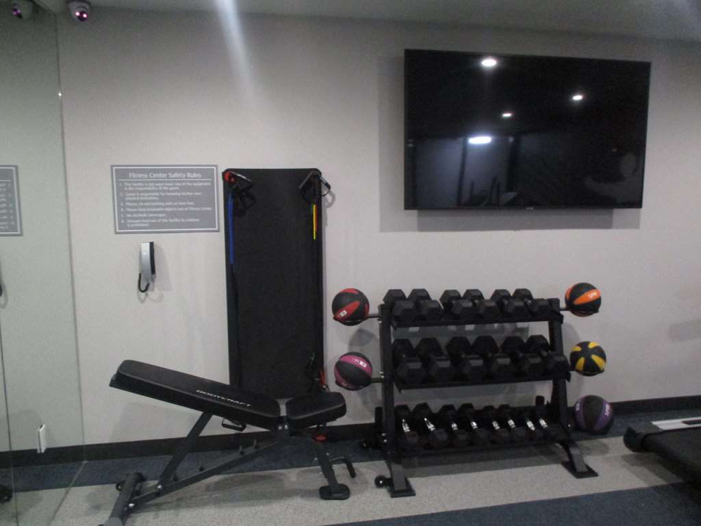 Glo Best Western Brooklyn Nyc New York Facilities photo