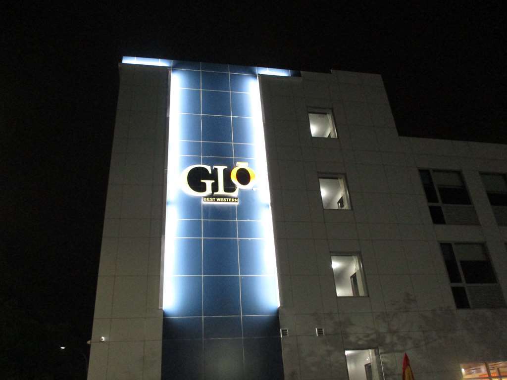 Glo Best Western Brooklyn Nyc New York Exterior photo